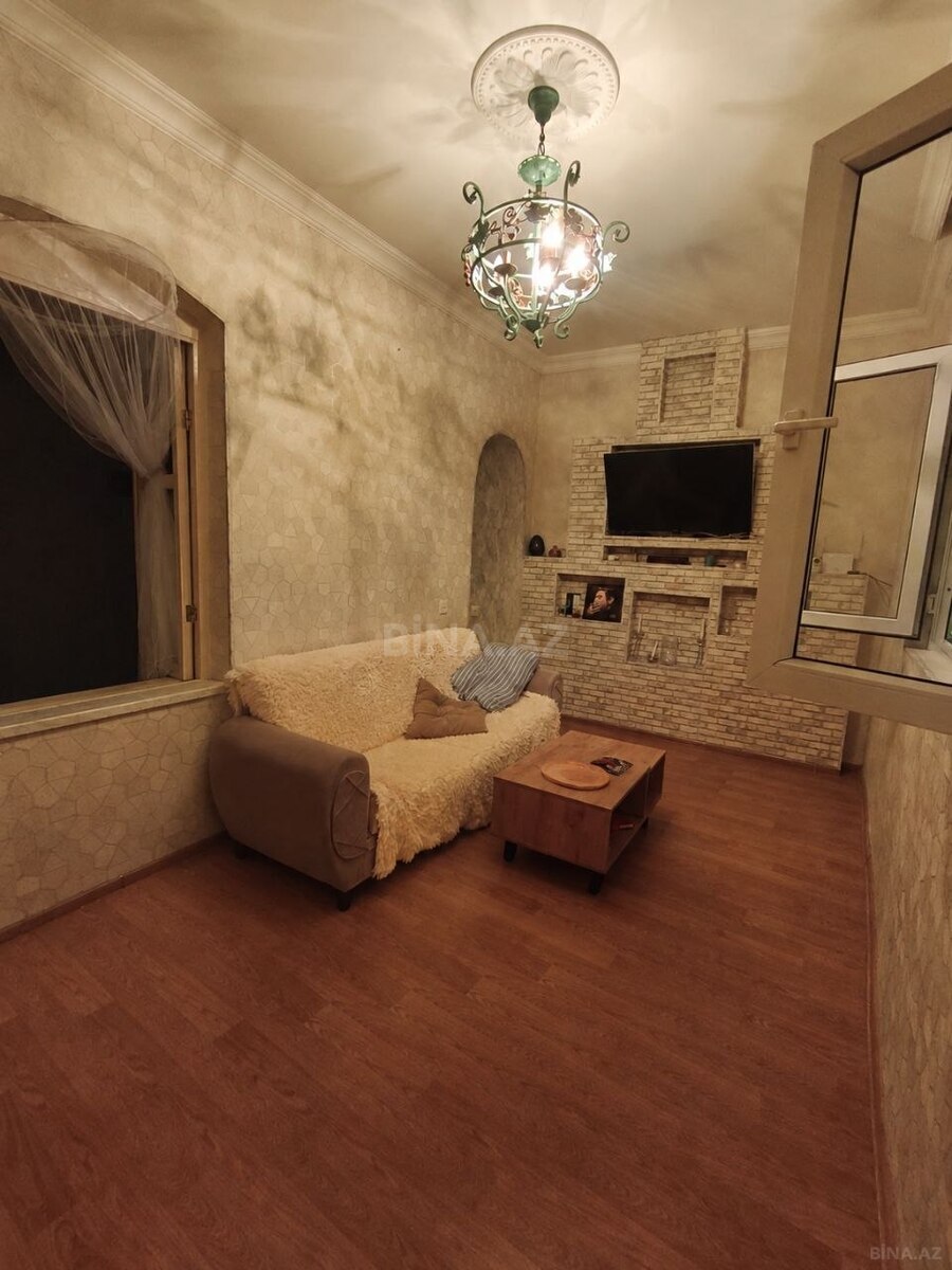 3 otaqlı köhnə tikili 100 m², 20-ci sahə q.