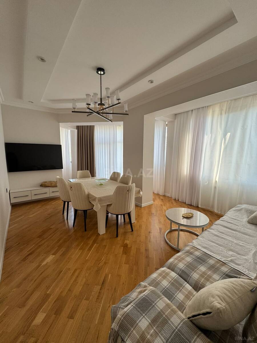 3 otaqlı yeni tikili 130 m², 28 May m.