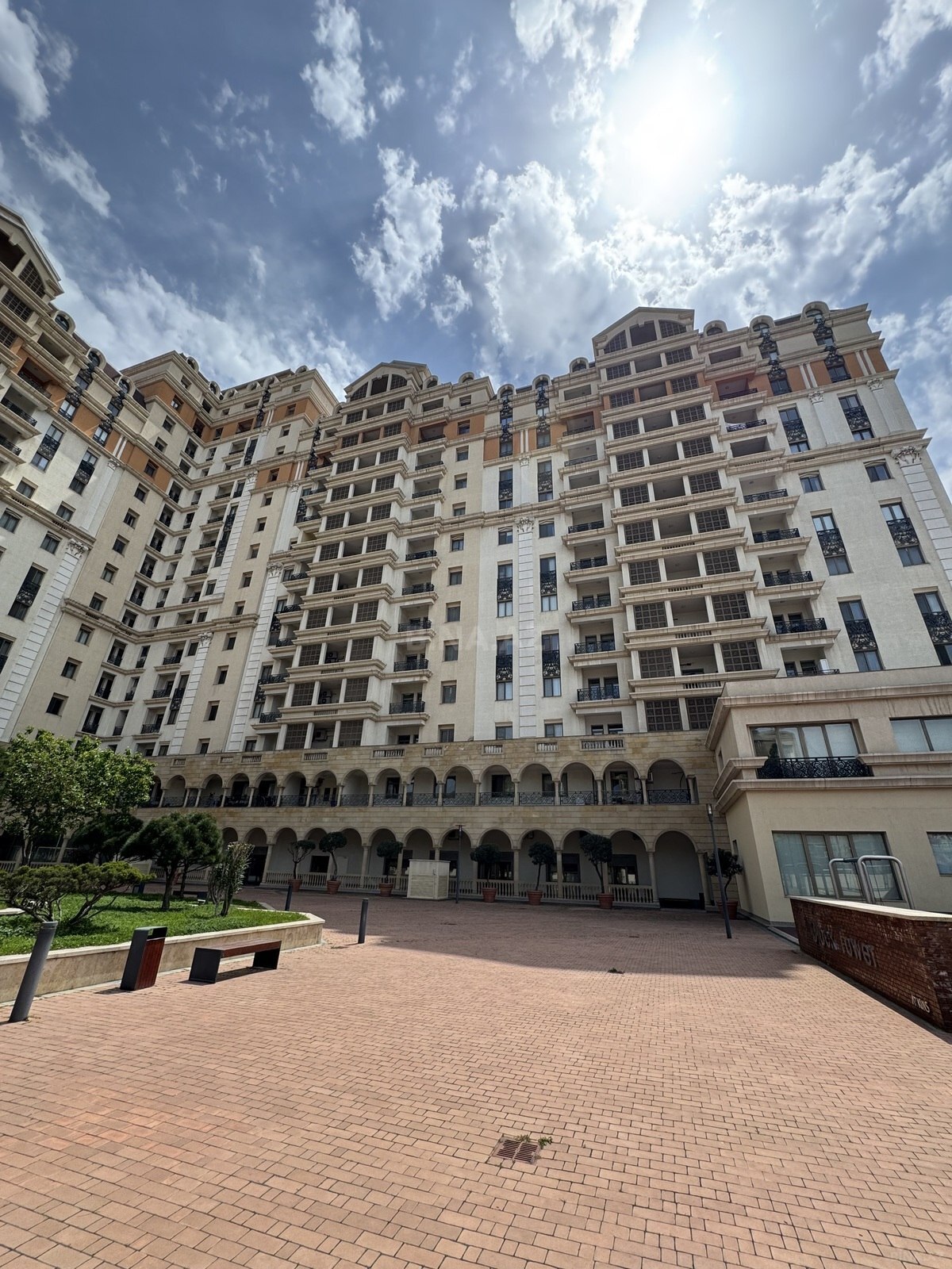 4 otaqlı yeni tikili 230 m², Nizami m. - şəkil 3