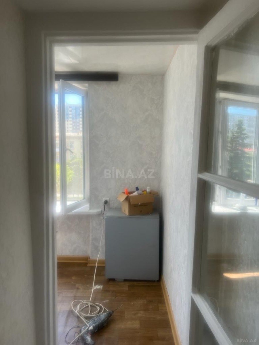 Satılır 2 otaqlı köhnə tikili 50 m², Qara Qarayev m. - şəkil 2