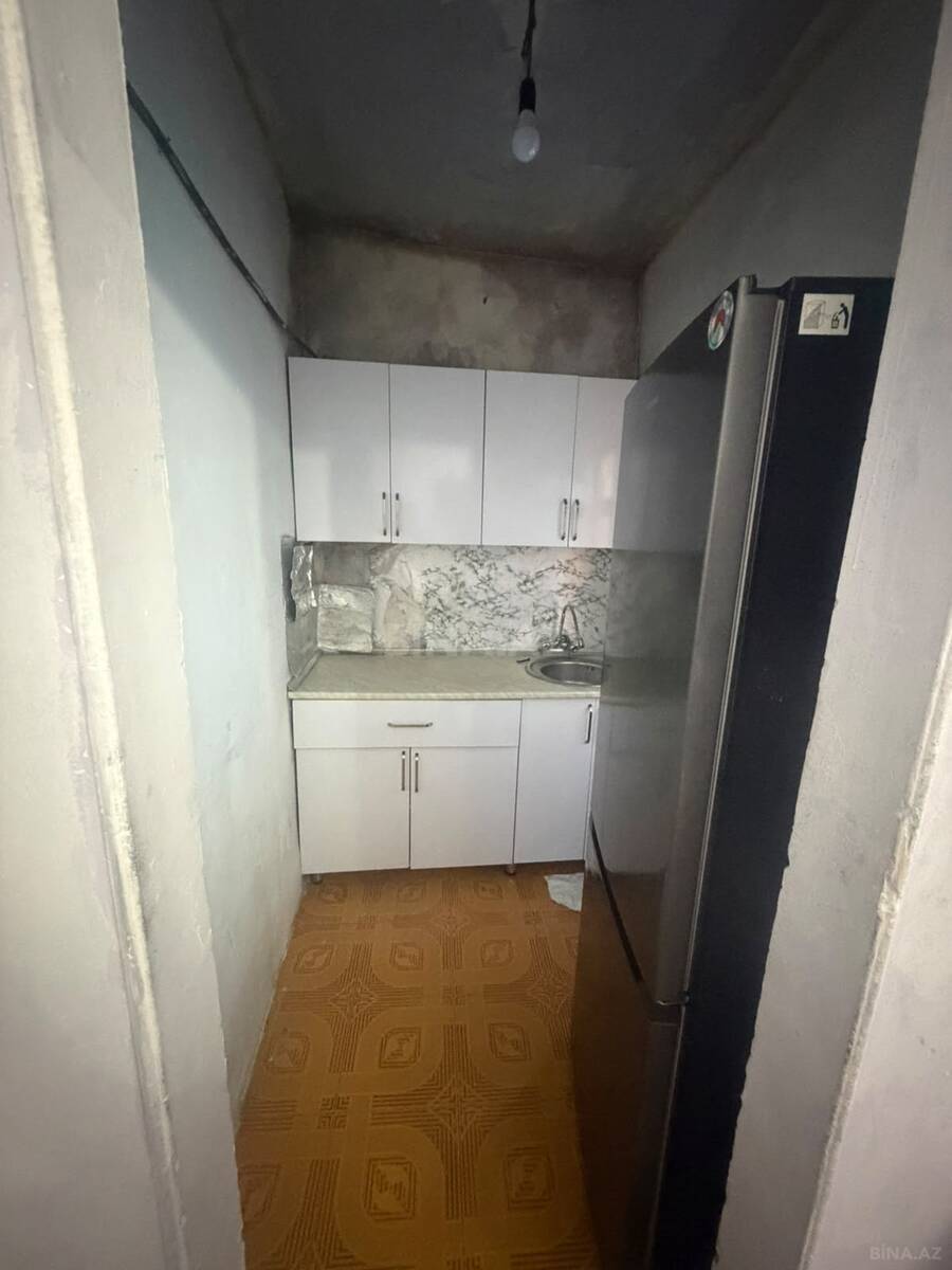2 otaqlı köhnə tikili 60 m², 20 Yanvar m.