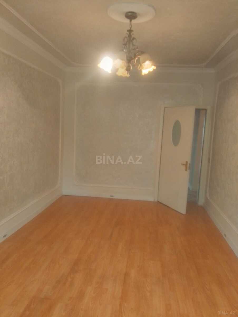 3 otaqlı köhnə tikili 80 m², Həzi Aslanov m. - şəkil 2