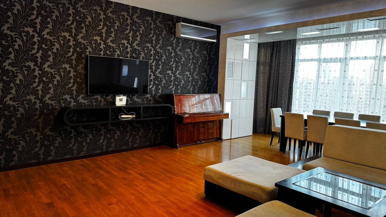 4 otaqlı yeni tikili 180 m², Şah İsmayıl Xətai m. - şəkil 2
