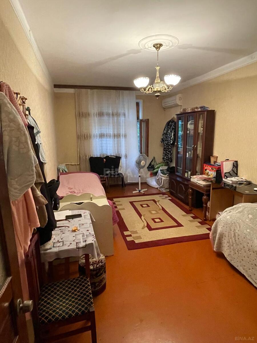 Satılır 2 otaqlı köhnə tikili 55 m², Yeni Günəşli q.
