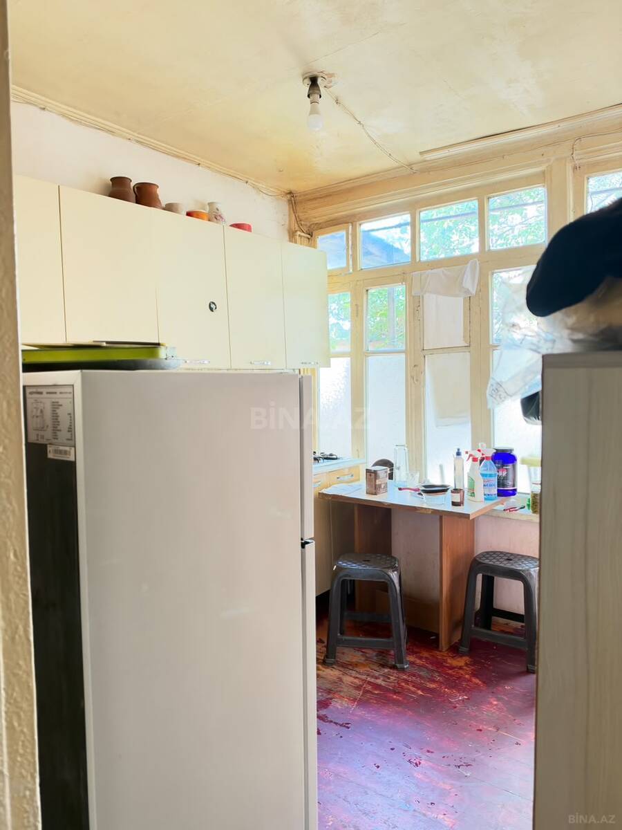 2 otaqlı köhnə tikili 70 m², 28 May m. - şəkil 2