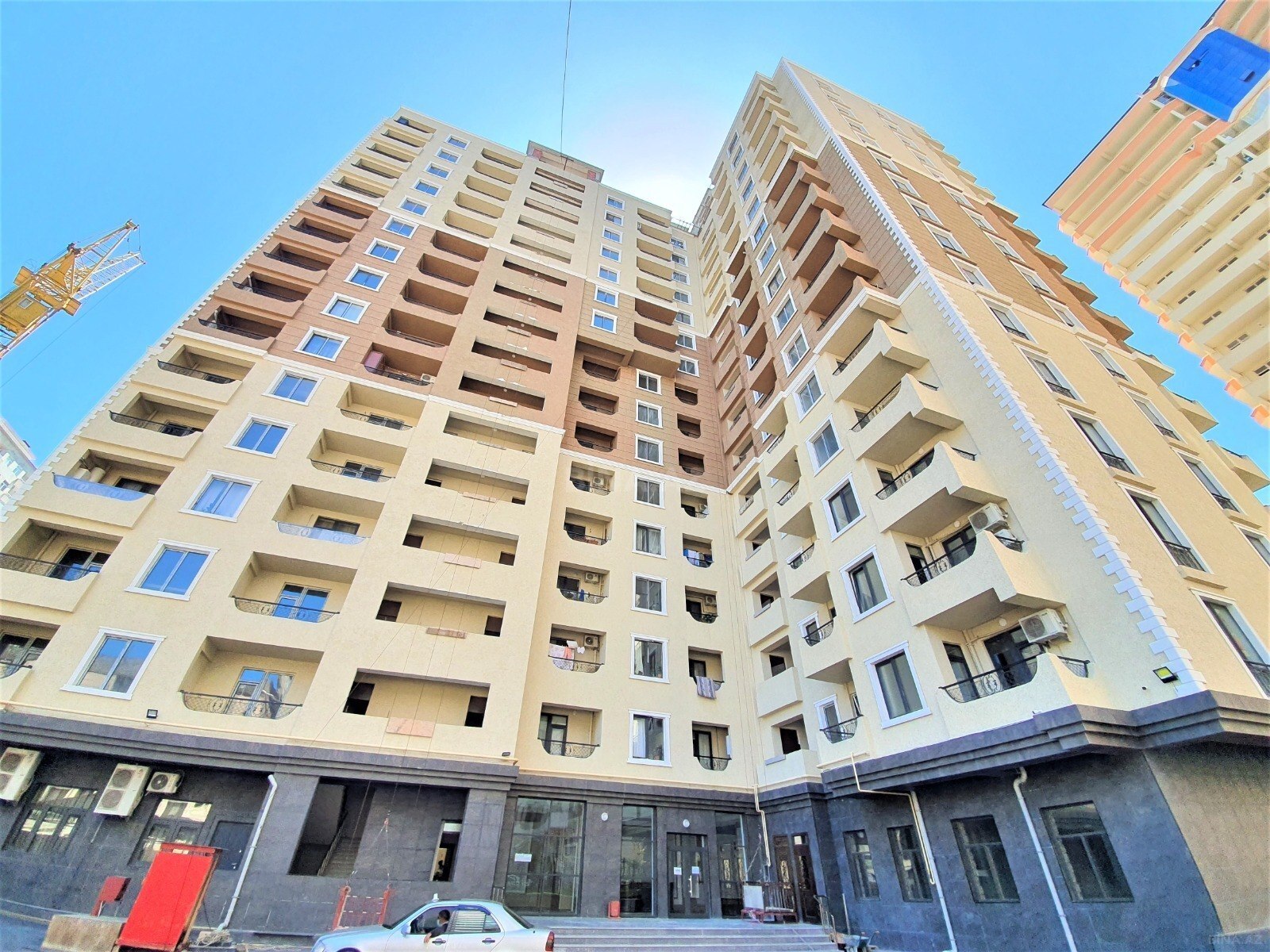 3 otaqlı yeni tikili 100 m², Şah İsmayıl Xətai m.