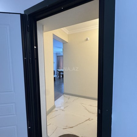 3 otaqlı yeni tikili 70 m², Bakmil m.