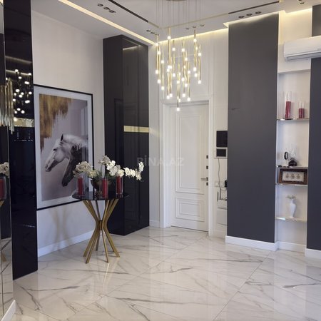 3 otaqlı yeni tikili 135 m², Neftçilər m.