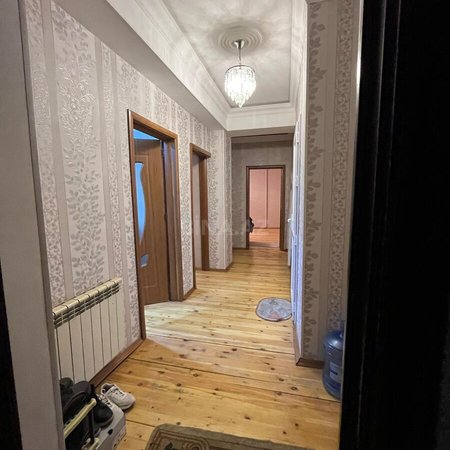 2 otaqlı yeni tikili 90 m², 8-ci kilometr q.