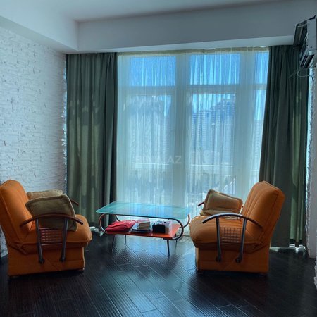 3 otaqlı yeni tikili 100 m², Şah İsmayıl Xətai m.