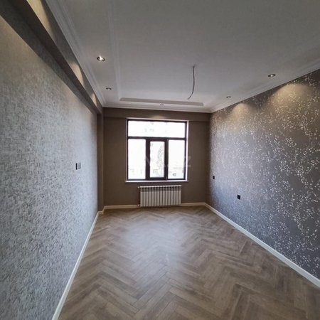 2 otaqlı yeni tikili 58 m², İnşaatçılar m.