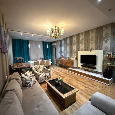 3 otaqlı yeni tikili 136 m², Yeni Yasamal q.