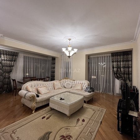 4 otaqlı yeni tikili 145 m², İçəri Şəhər m.