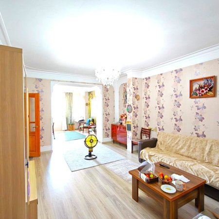 3 otaqlı köhnə tikili 75 m², Nərimanov r.