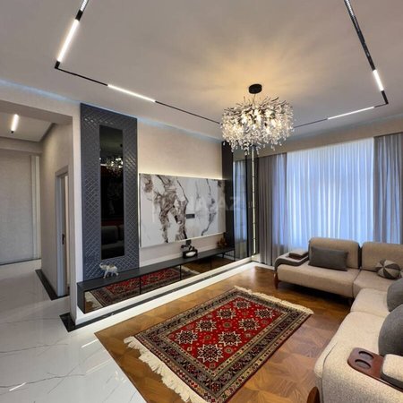 2 otaqlı yeni tikili 84 m², Elmlər Akademiyası m.