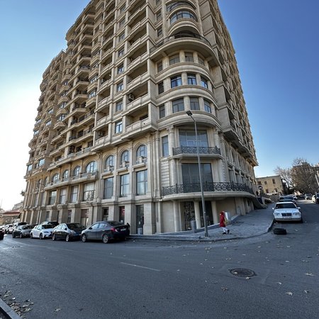 3 otaqlı yeni tikili 270 m², Nizami m.