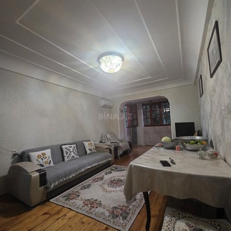 3 otaqlı köhnə tikili 85 m², İnşaatçılar m.