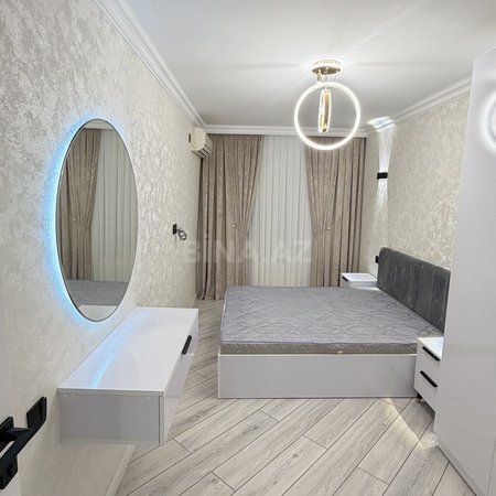 3 otaqlı köhnə tikili 67 m², Gənclik m.