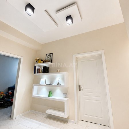 2 otaqlı yeni tikili 101 m², İnşaatçılar m.