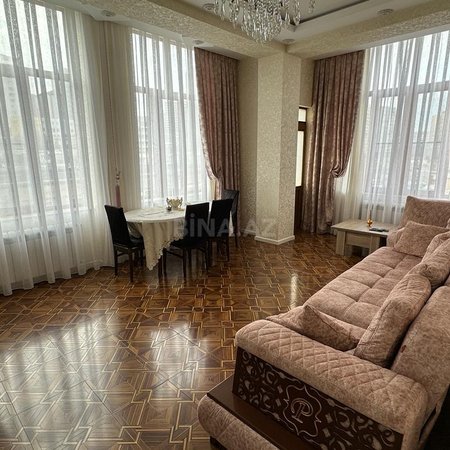 2 otaqlı yeni tikili 80 m², Elmlər Akademiyası m.