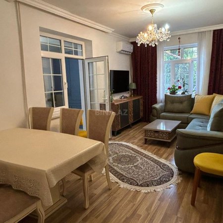 2 otaqlı köhnə tikili 60 m², Xalqlar Dostluğu m.