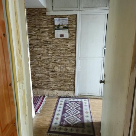 2 otaqlı köhnə tikili 52 m², Əmircan q.