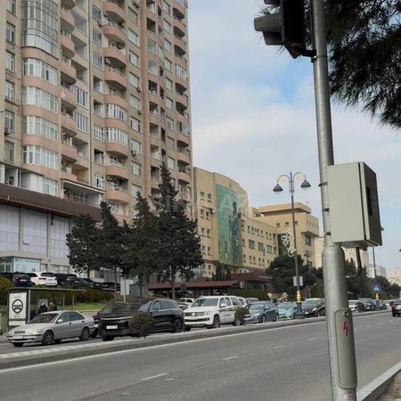 3 otaqlı yeni tikili 120 m², Elmlər Akademiyası m.