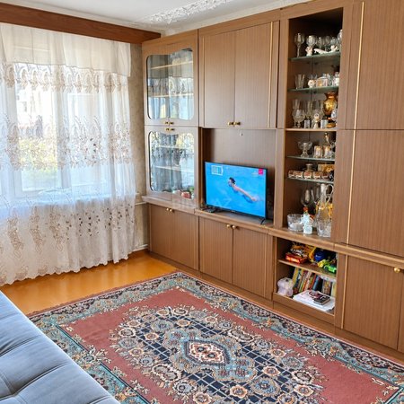 2 otaqlı köhnə tikili 60 m², Gənclik m.