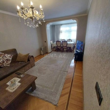 3 otaqlı köhnə tikili 85 m², İnşaatçılar m.
