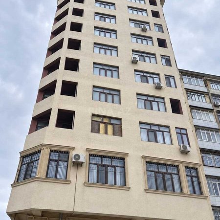 3 otaqlı yeni tikili 125 m², Neftçilər m.