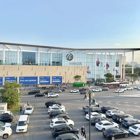 2 otaqlı köhnə tikili 45 m², Gənclik m.