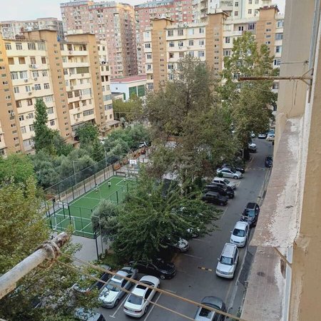 2 otaqlı köhnə tikili 60 m², İnşaatçılar m.