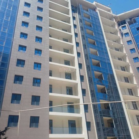 4 otaqlı yeni tikili 177 m², 28 May m.