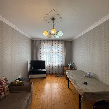 3 otaqlı köhnə tikili 80 m², Neftçilər m.