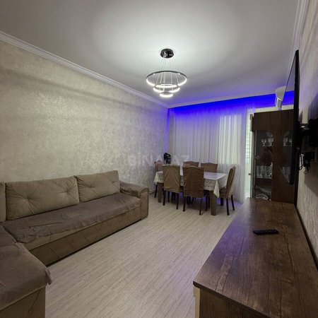 3 otaqlı köhnə tikili 60 m², Memar Əcəmi m.