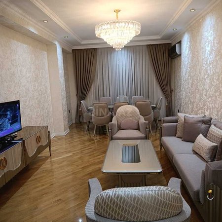 3 otaqlı yeni tikili 120 m², İnşaatçılar m.