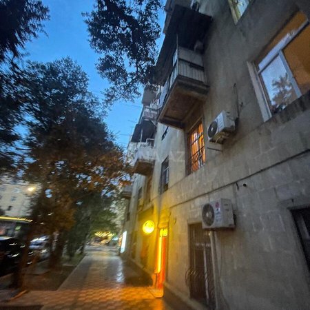 3 otaqlı yeni tikili 80 m², Elmlər Akademiyası m.