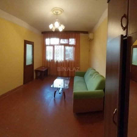 2 otaqlı köhnə tikili 35 m², Memar Əcəmi m.