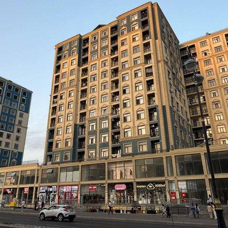 2 otaqlı yeni tikili 58 m², İnşaatçılar m.