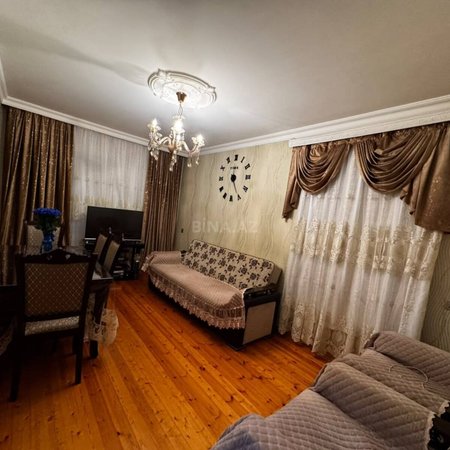 2 otaqlı köhnə tikili 65 m², Xətai r.