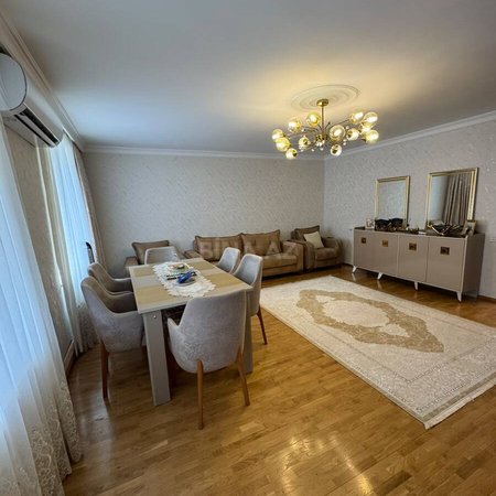3 otaqlı köhnə tikili 80 m², 28 May m.