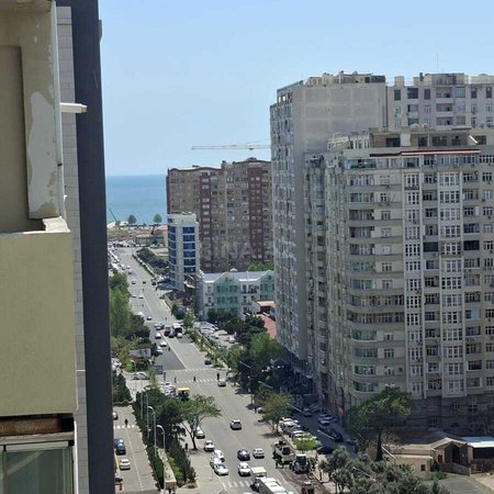 4 otaqlı yeni tikili 200 m², Şah İsmayıl Xətai m.