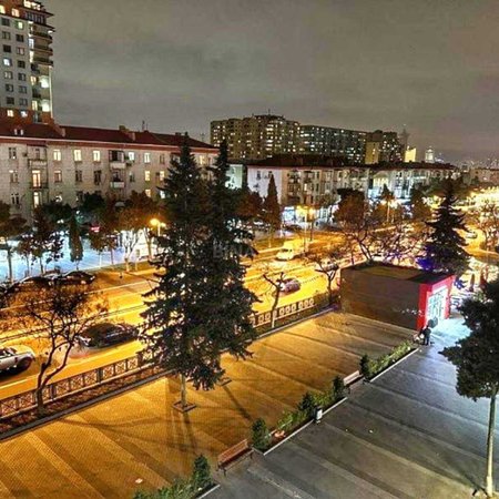 2 otaqlı köhnə tikili 55 m², Qara Qarayev m.