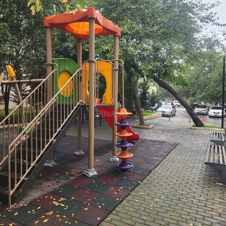 2 otaqlı köhnə tikili 55 m², 20 Yanvar m.