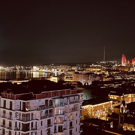 6 otaqlı yeni tikili 235 m², 28 May m.