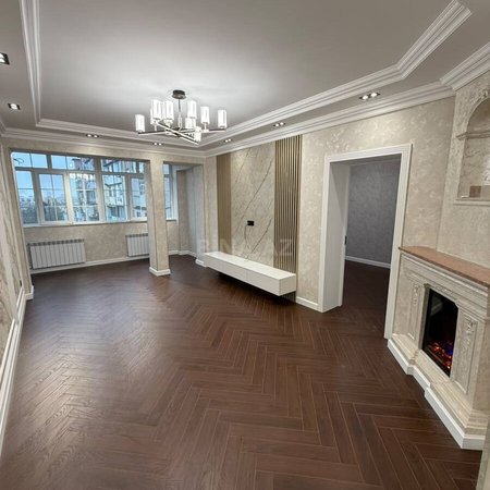 3 otaqlı köhnə tikili 80 m², Nərimanov r.