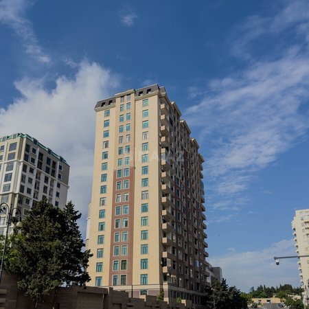 3 otaqlı yeni tikili 102.5 m², Badamdar q.