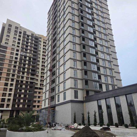 3 otaqlı yeni tikili 133 m², 28 May m.