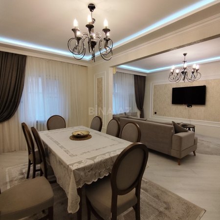 4 otaqlı köhnə tikili 100 m², Əhmədli m.