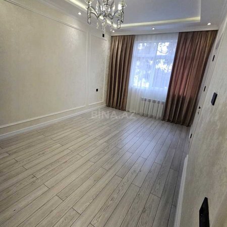 2 otaqlı köhnə tikili 45 m², Memar Əcəmi m.